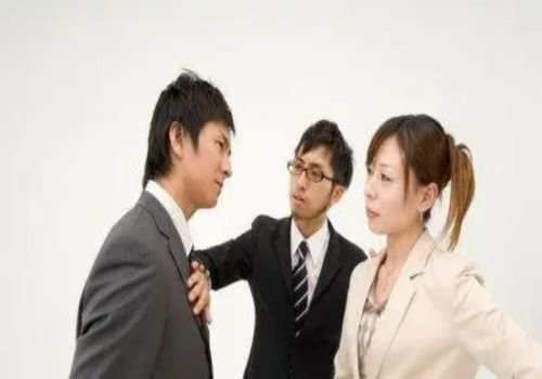 上海侦探：离婚的财产要如何分配